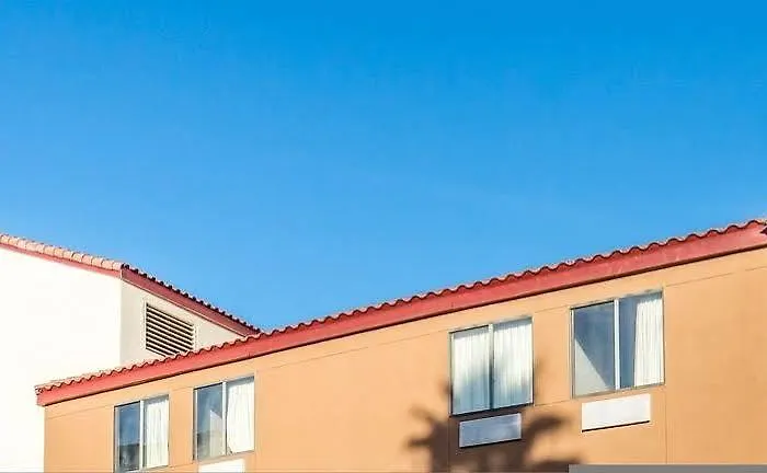 Red Roof North - I-17 At Bell Rd 2*